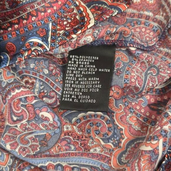 Kasper Womens Size 6P Button Front Shirt Red Blue Paisley Print Long Sleeve - Picture 9 of 10